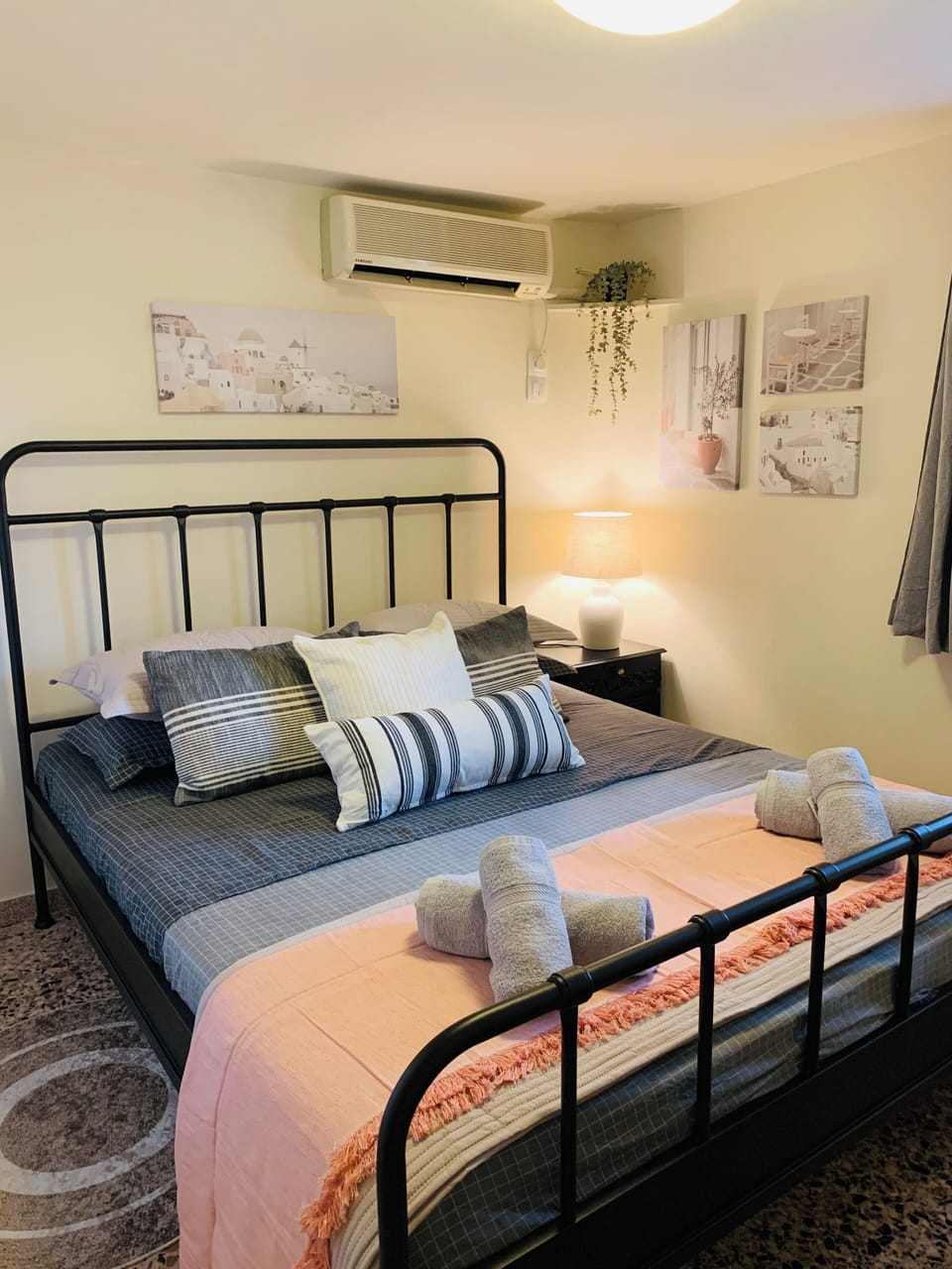 Comfort House, Courtyard View | 1 bedroom, free minibar, blackout drapes, iron/ironing board
