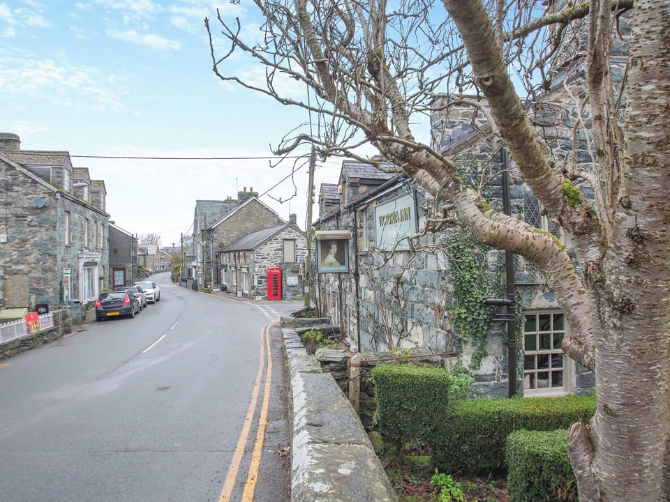 Surrounding area | Isfryn, Llanbedr Nr Harlech