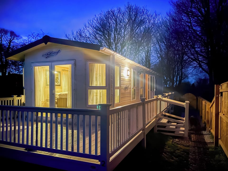 Exterior | Margaret&rsquo;s - Emmotland Holidays, Driffield