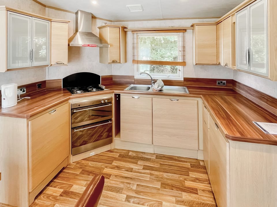 Kitchen/diner | Margaret&rsquo;s - Emmotland Holidays, Driffield