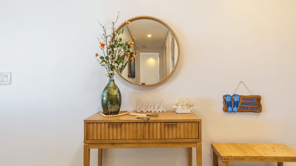 Hall table at the entrance.