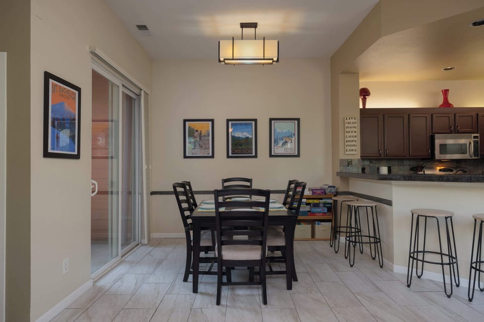 House, Multiple Beds, Patio, Garden View (The Old Mill Retreat) | Dining