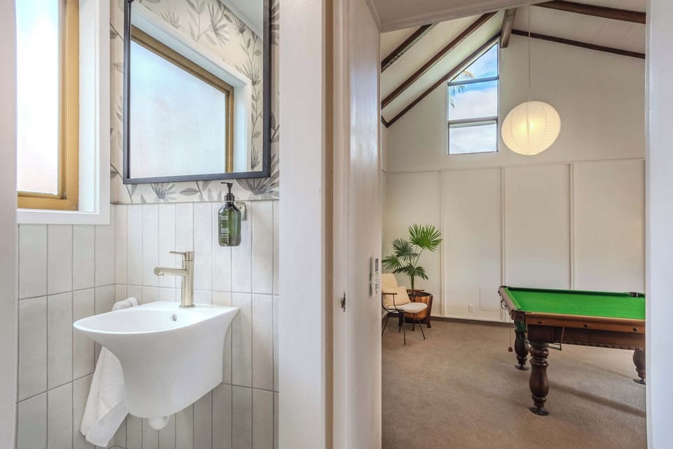 Bathroom next to the Billiards Room (ground floor)