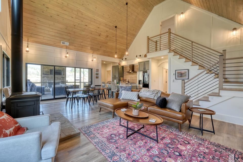 This place is so quiet and peaceful you forget places like this still exist-Leah