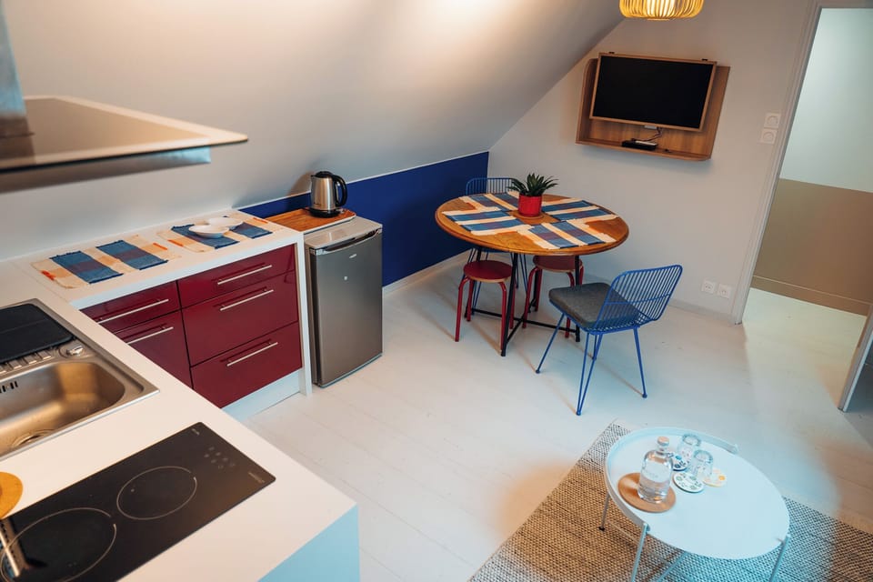 Economy Room | Living area