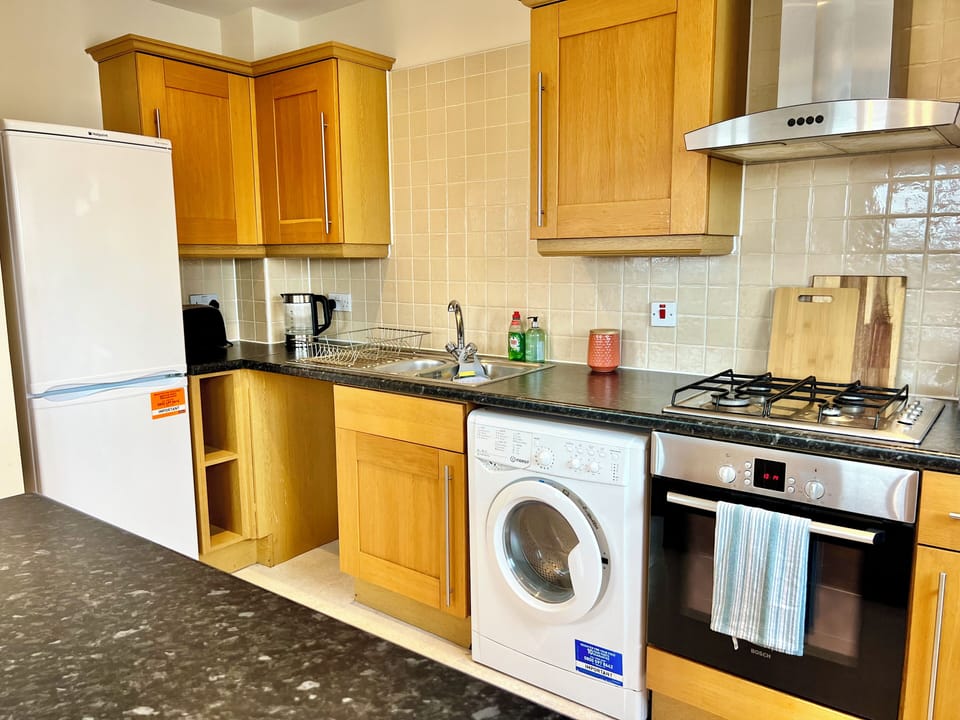 Kitchen (2)