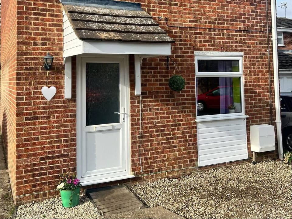 A6494e83 b128 48f1 b703 73ba2b991314