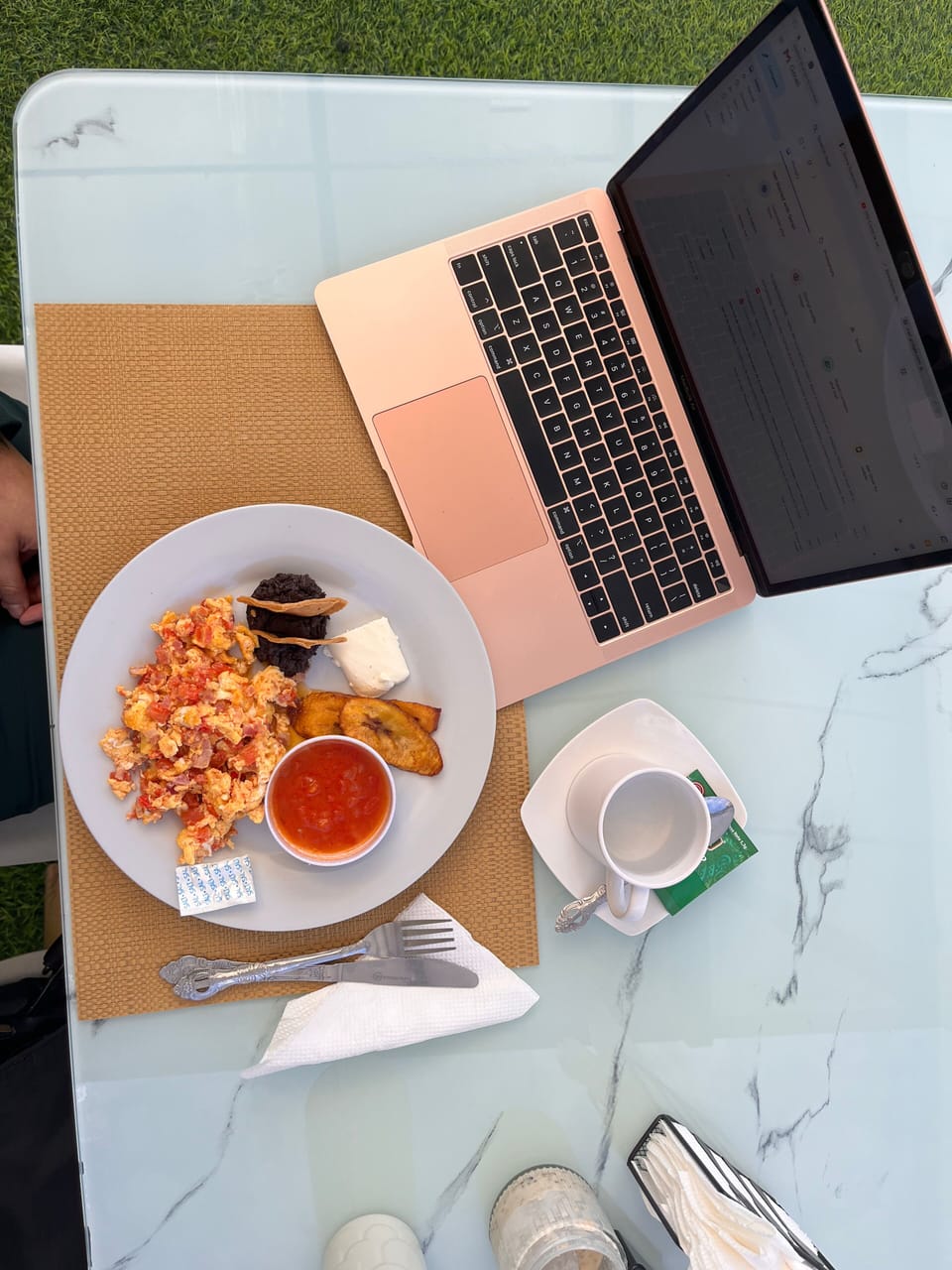 Free daily local cuisine breakfast