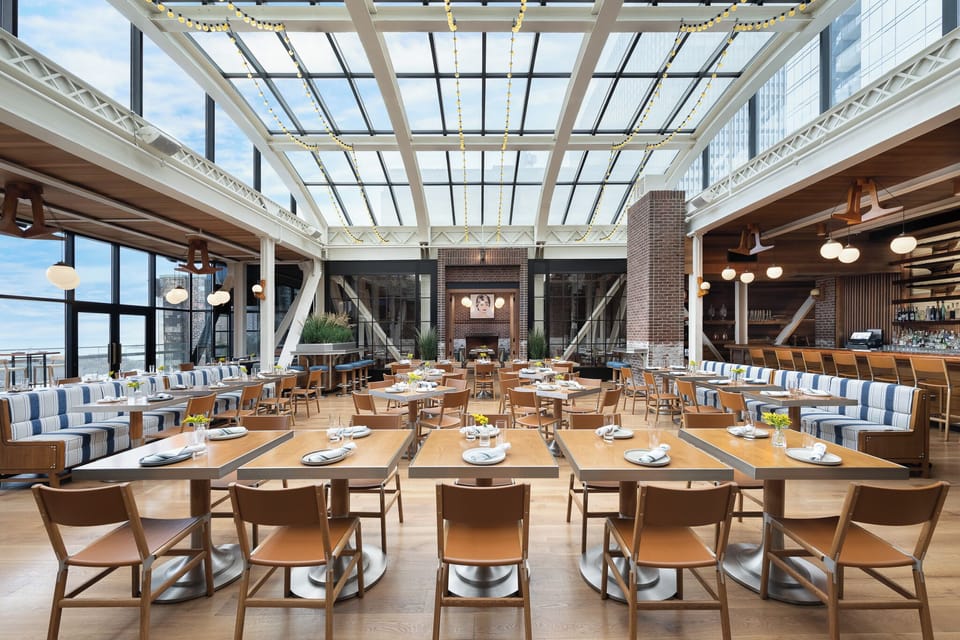 4 restaurants; breakfast, lunch, dinner, and brunch served