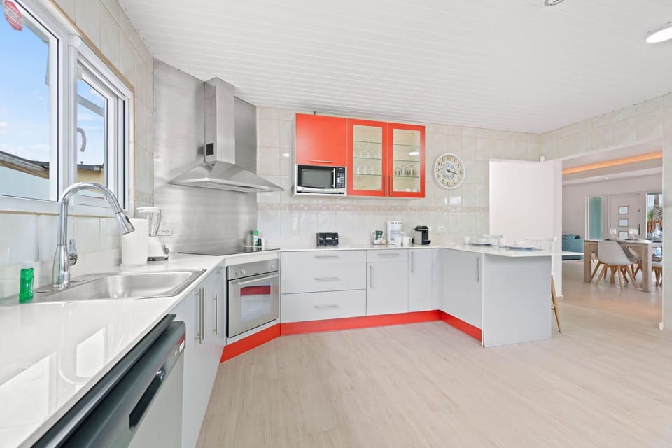 House (4 Bedrooms) | Property amenity