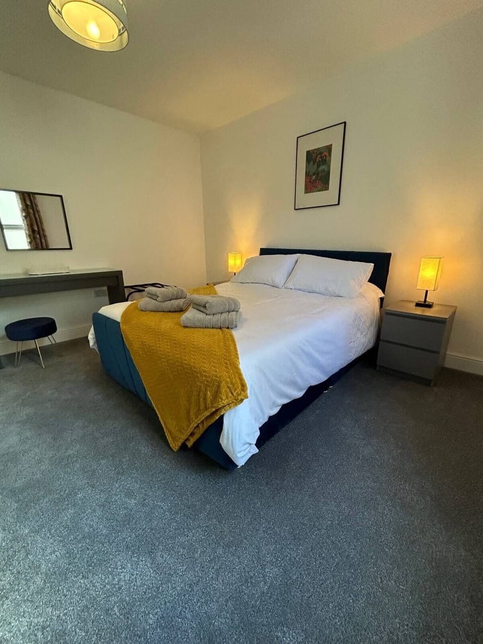 Stunning 2 BD Apartment in Cheltenham Apartment in Cheltenham