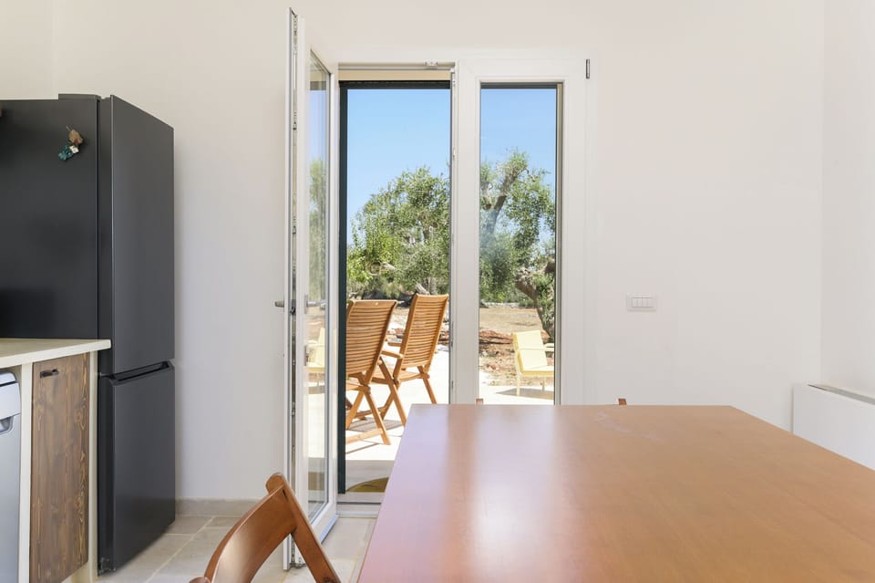 Family Villa, Garden View | Dining room