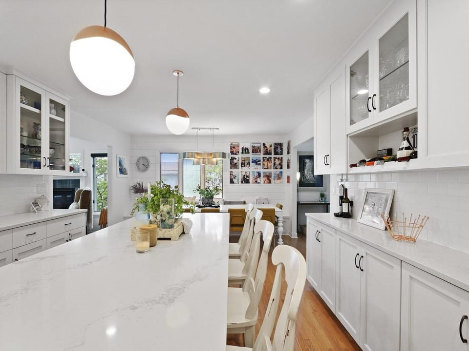 Island Seating For Four