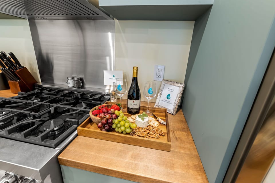 Wine and Cheese to Welcome You!