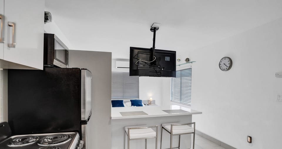 House (1 Bedroom) | Interior