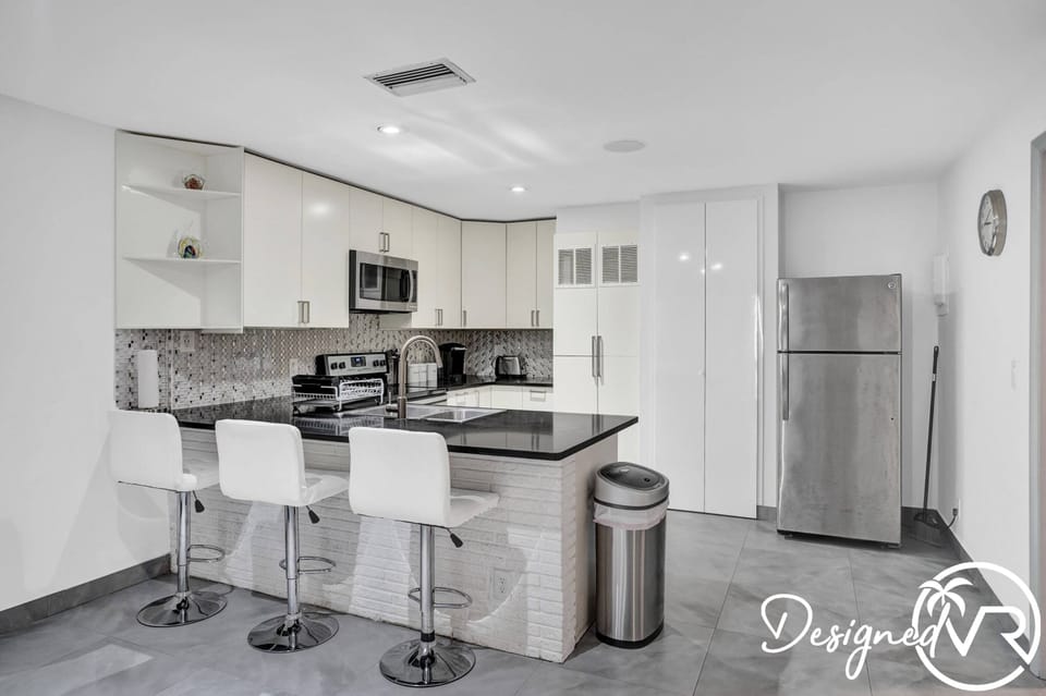 House (1 Bedroom) | Interior