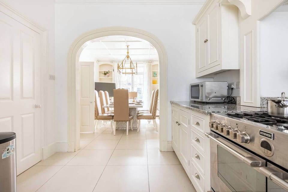 Kitchen area
