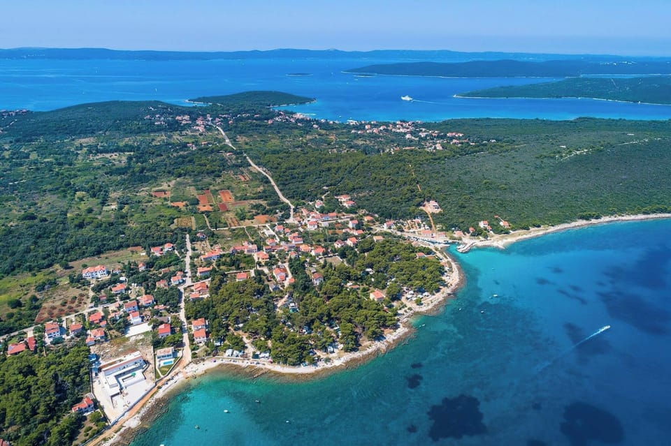 Shared Dormitory, 1 Bedroom, Smoking, Patio | Aerial view