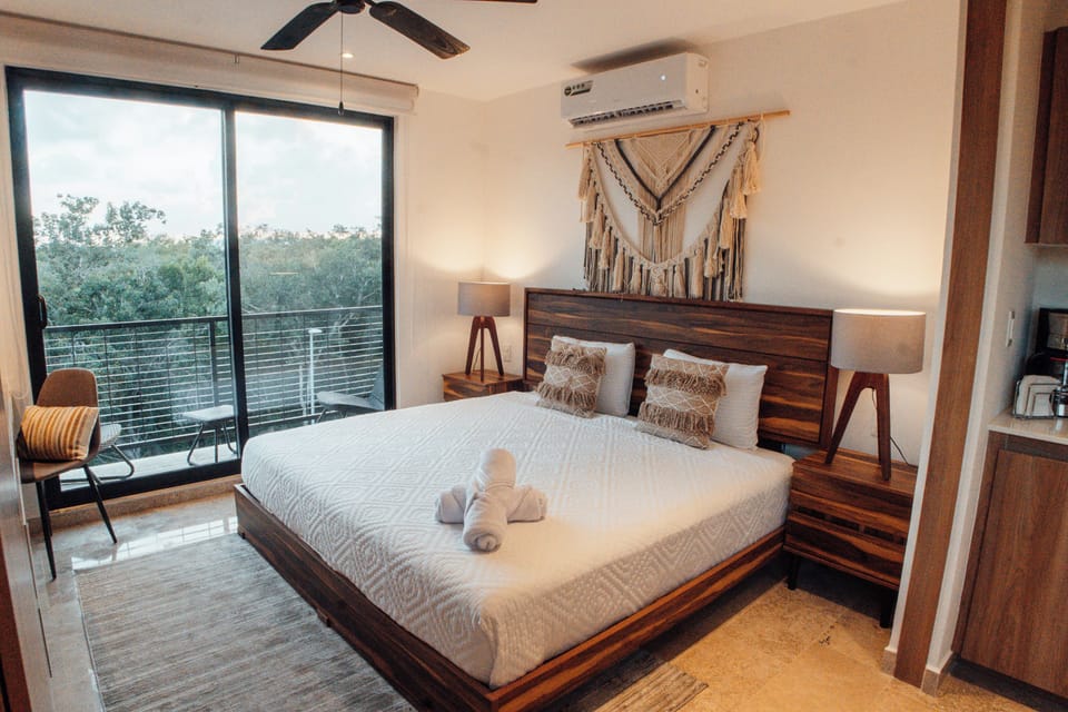 Deluxe Apartment, Balcony, City View | 1 bedroom, blackout drapes, free WiFi