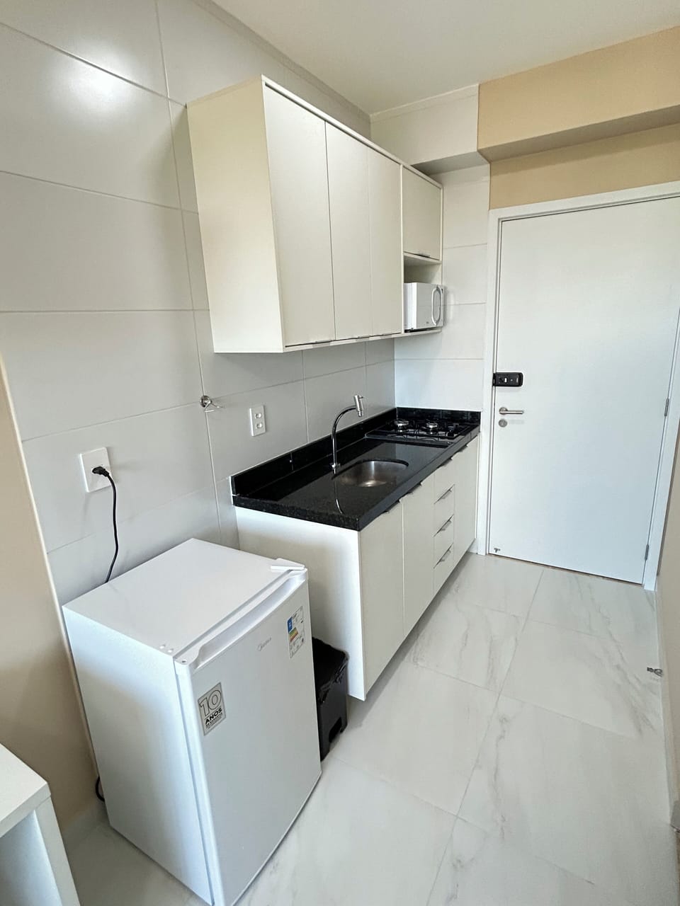 Apartment | Private kitchen | Mini-fridge, microwave, stovetop, blender
