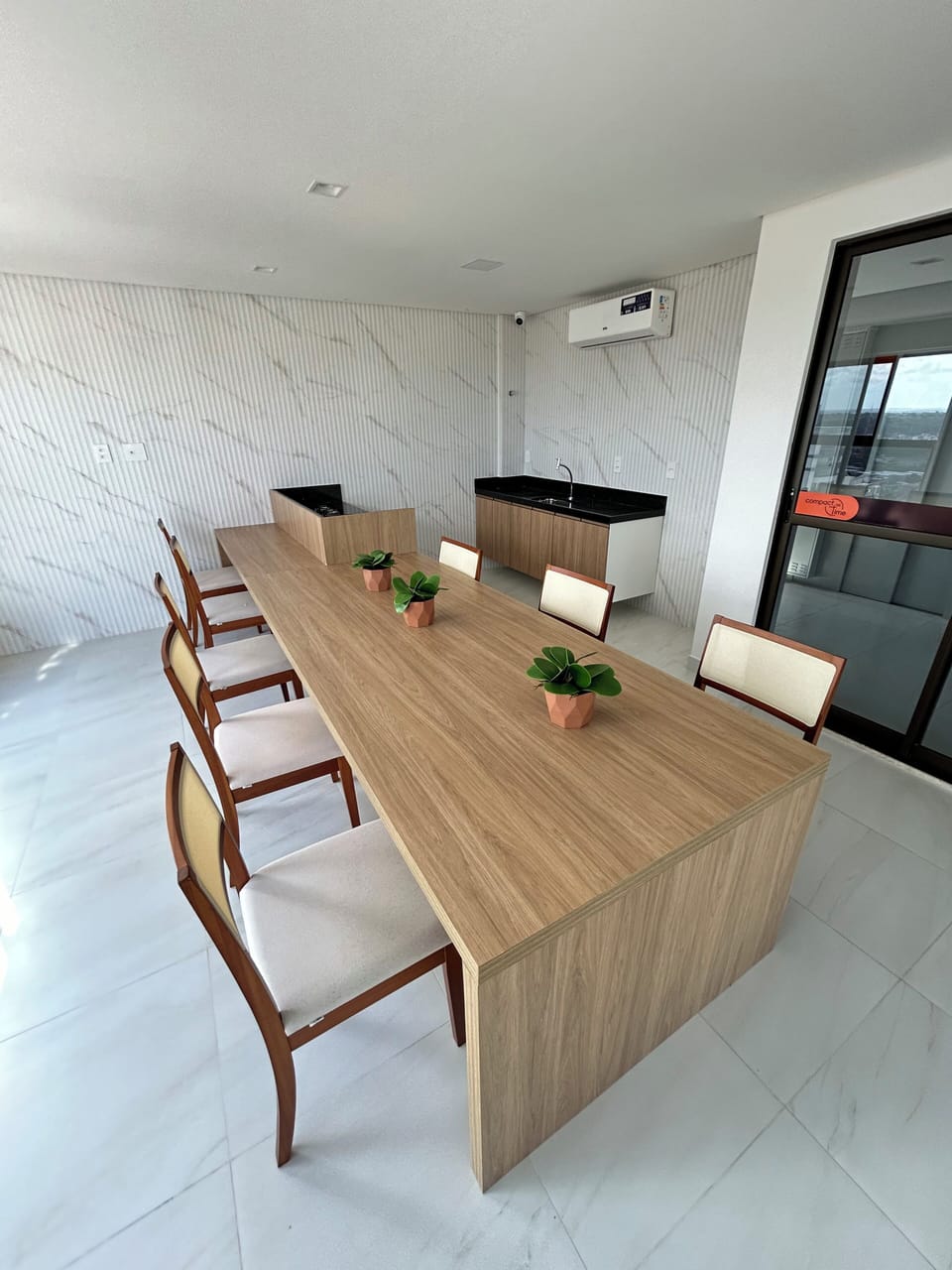 Apartment | Shared kitchen facilities | Mini-fridge, microwave, stovetop, blender