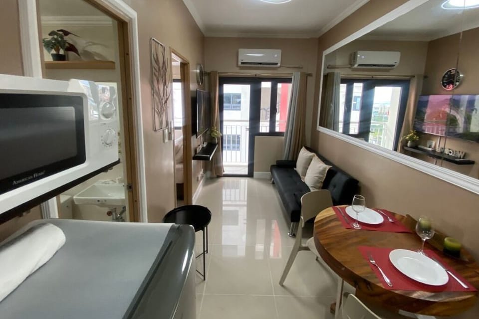 Living and dining area