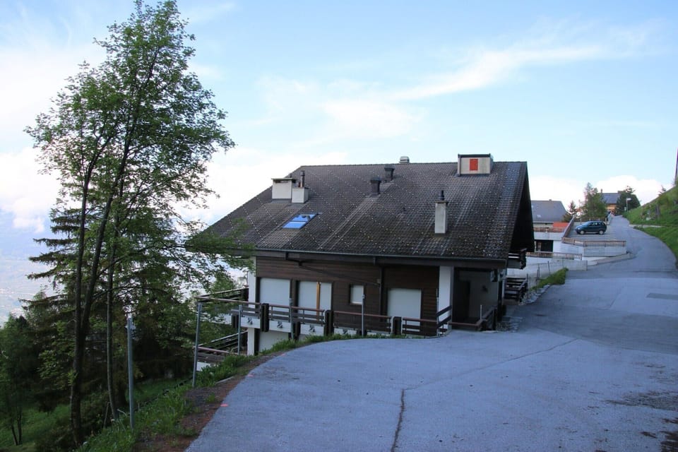 Surroundings [winter] (1-5 km)