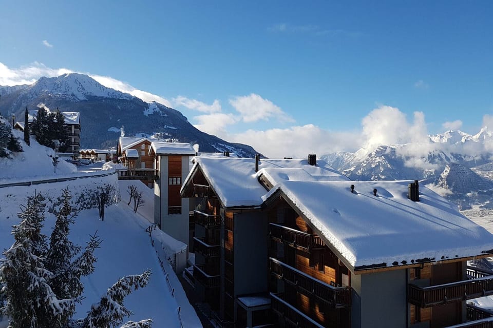 Holiday Home Exterior [winter]