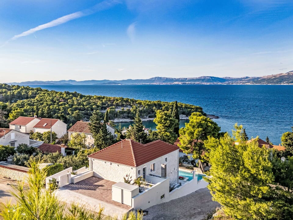 Blue, Residential Area, House, Home, Landscape, Roof, Coastal And Oceanic Landforms, Coast, Sea, Estate