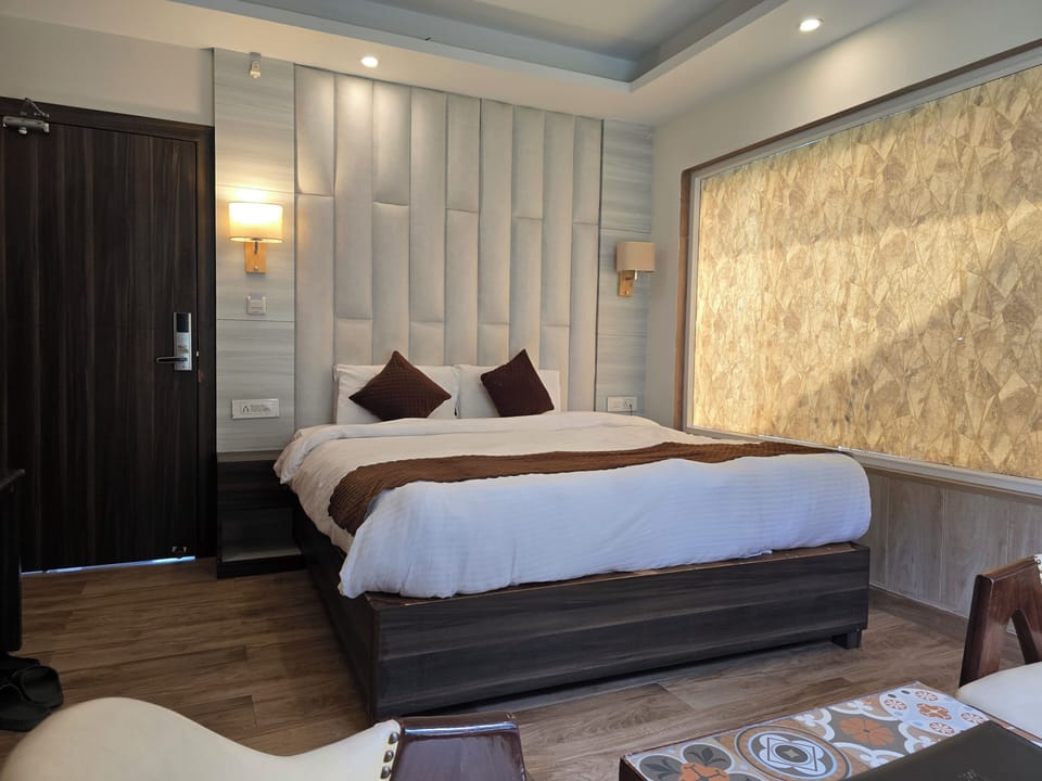 Deluxe Double Room, Garden View | Desk, soundproofing, free WiFi
