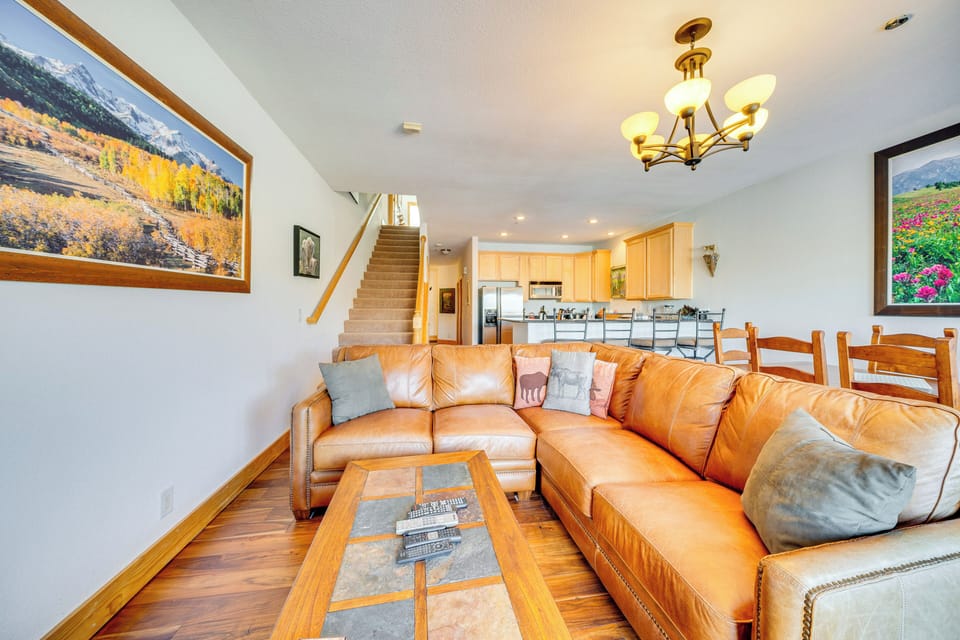 Apartment (3 Bedrooms) | Front of property