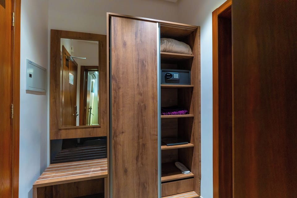 In-room safe, desk, laptop workspace, blackout drapes