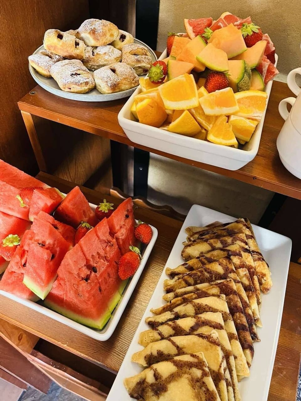 Daily buffet breakfast for a fee