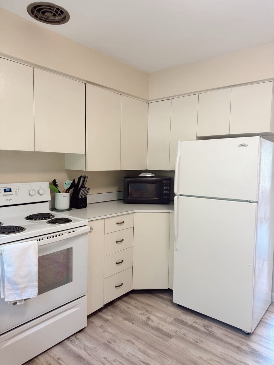 Full size appliances