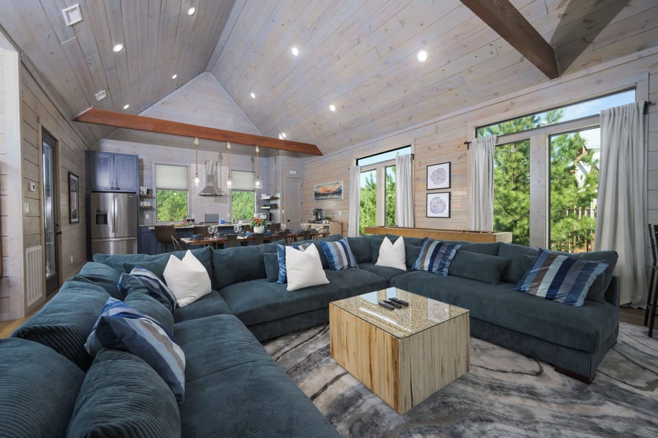 The couch is perfect for your whole group and super comfy!! 