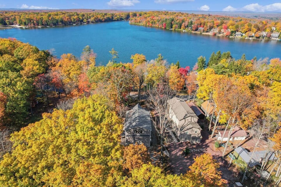 Bird Eye view of house and Lake Harmony