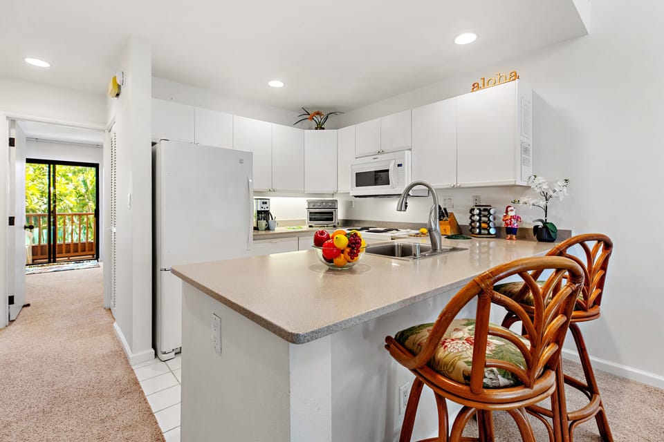 Countertop seating for 2