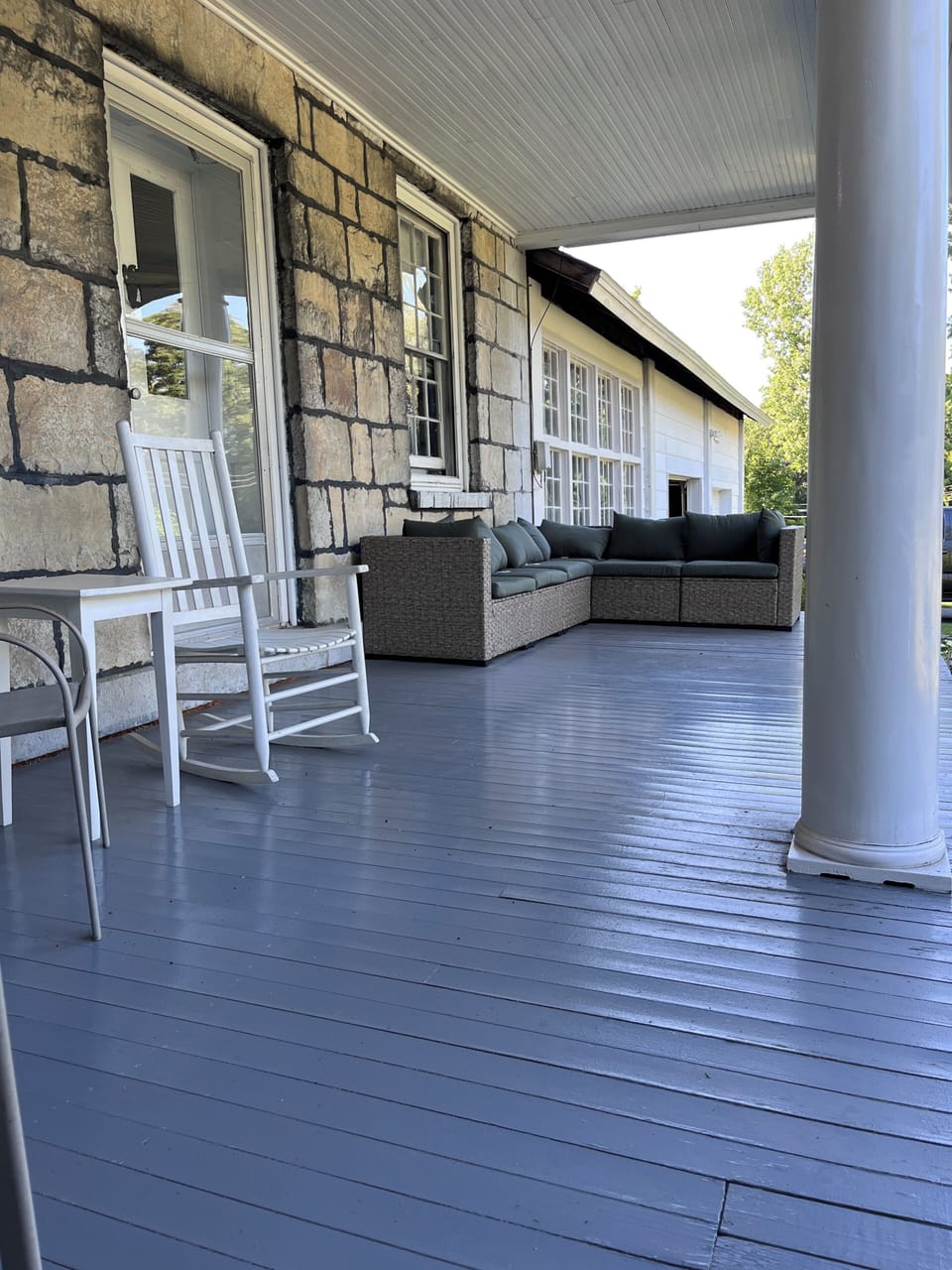 Front porch, seating for 6.