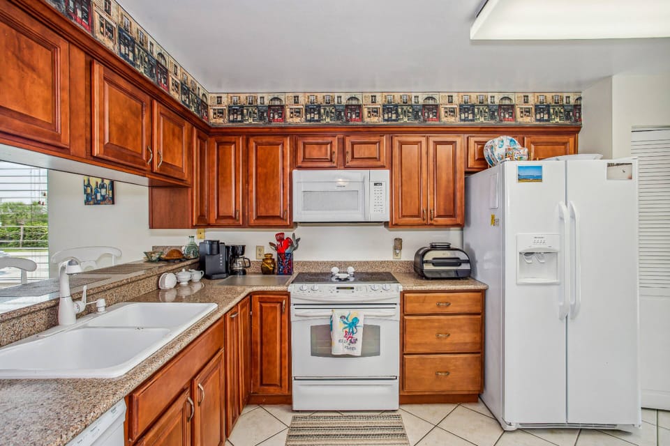 Full kitchen with all of the essentials