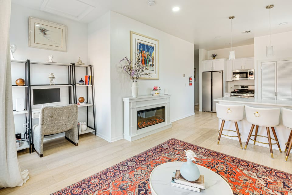 Apartment (3 Bedrooms) | Front of property