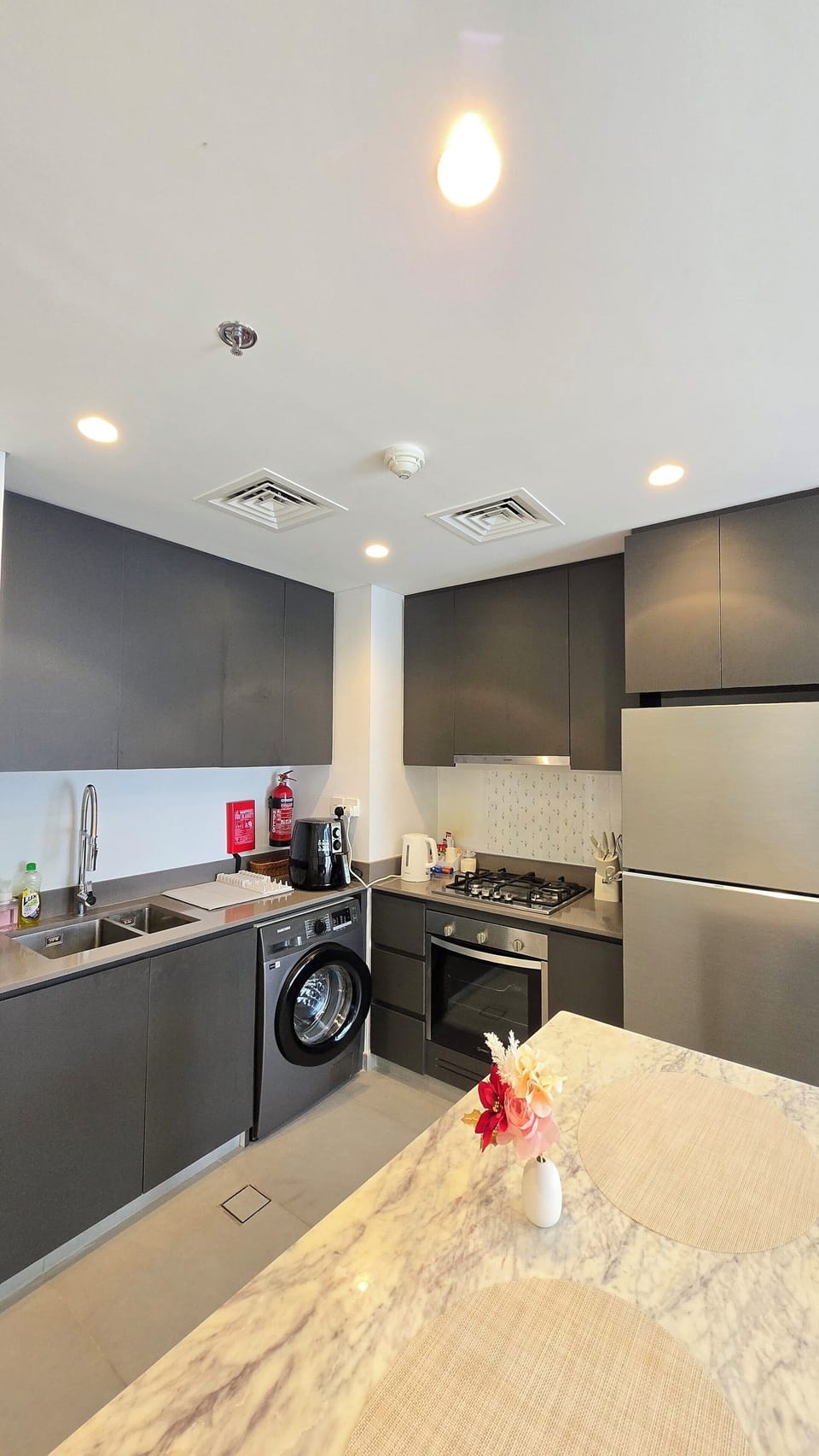Exclusive Apartment, Balcony, Pool View | Private kitchen | Stovetop, electric kettle, cookware/dishes/utensils