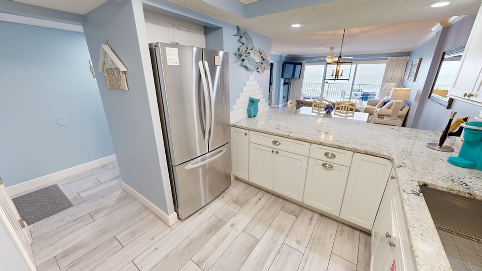 Condo, 2 Bedrooms | Interior