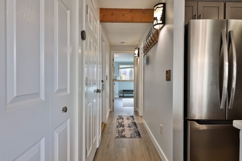 Condo, 1 Bedroom | Interior
