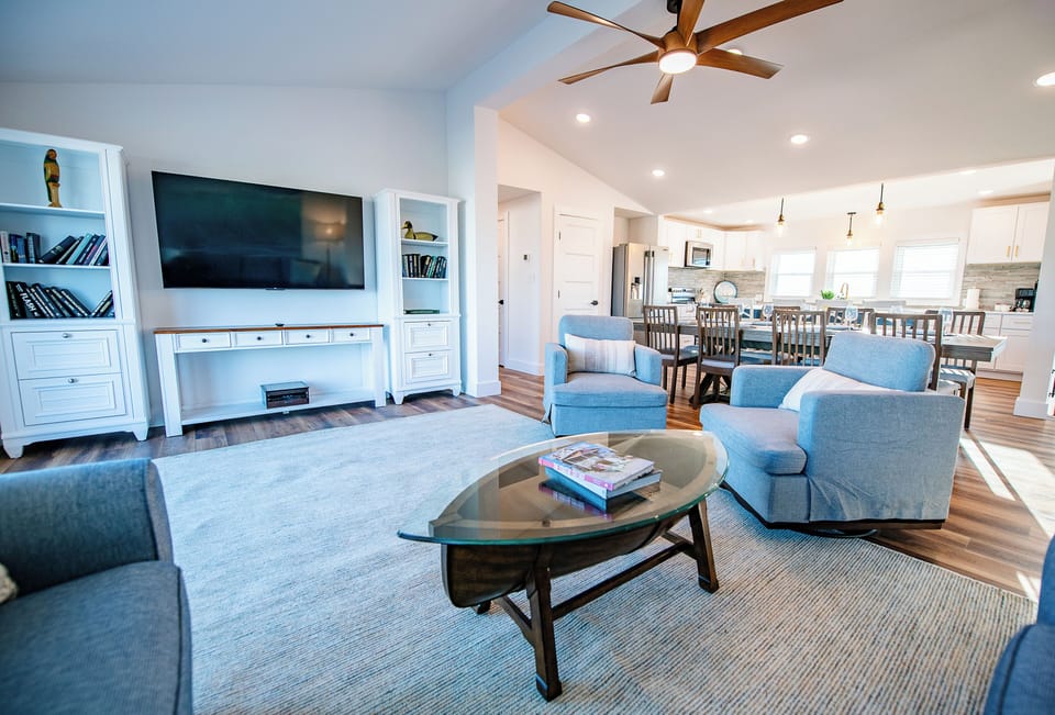 Top floor living room 