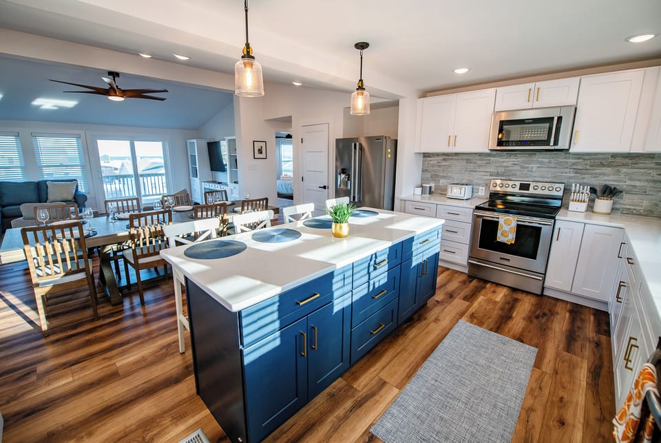 Full kitchen 