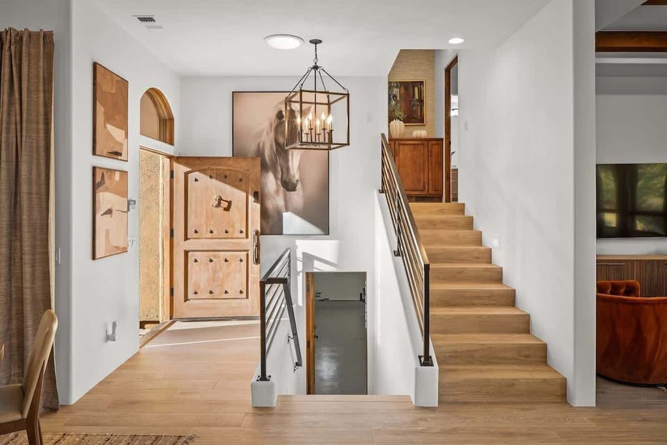 Entry way