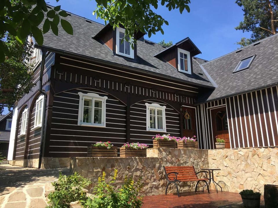 Villa | Exterior
