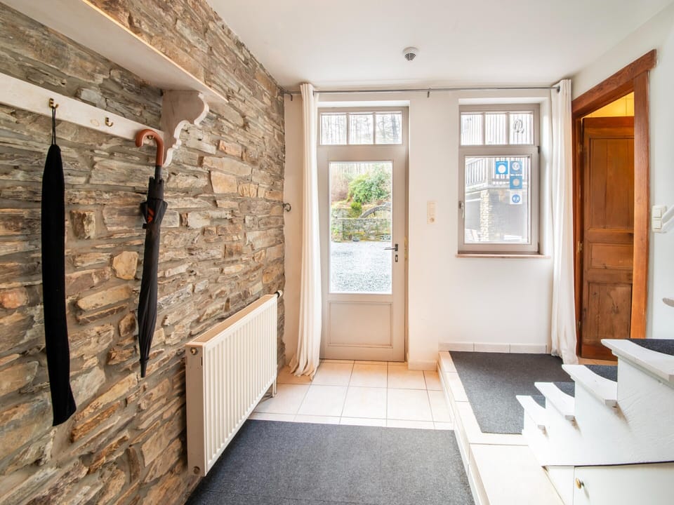 House | Reception
