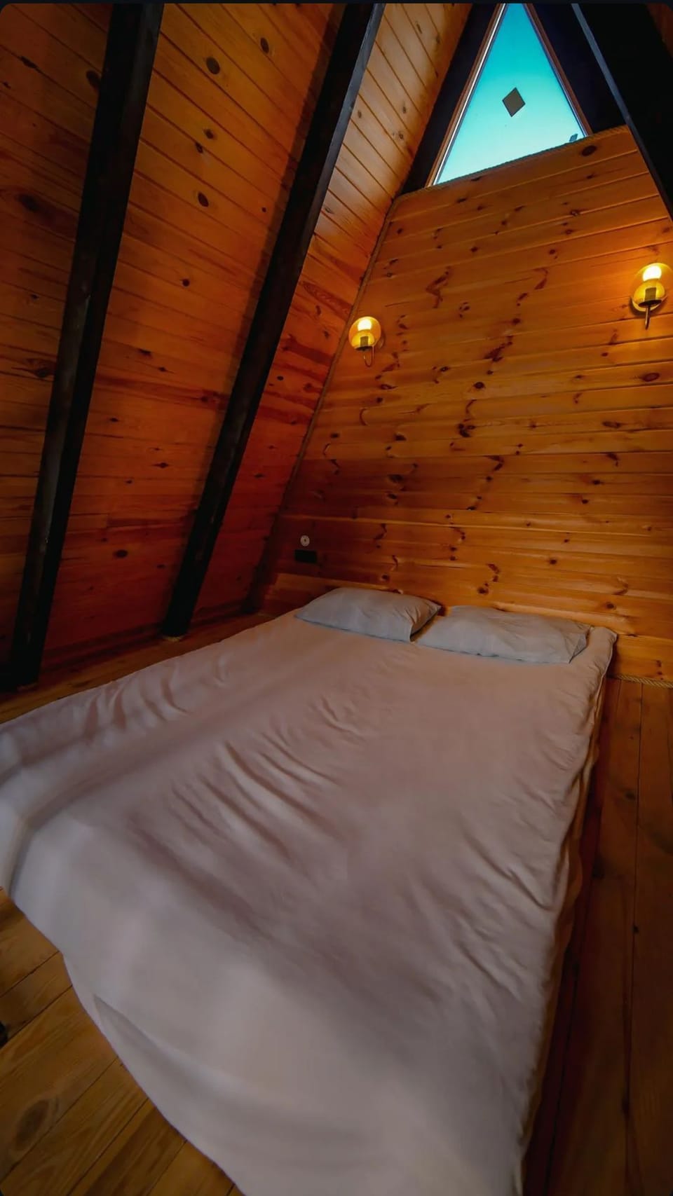 Deluxe Bungalow | Premium bedding, pillowtop beds, free minibar, laptop workspace