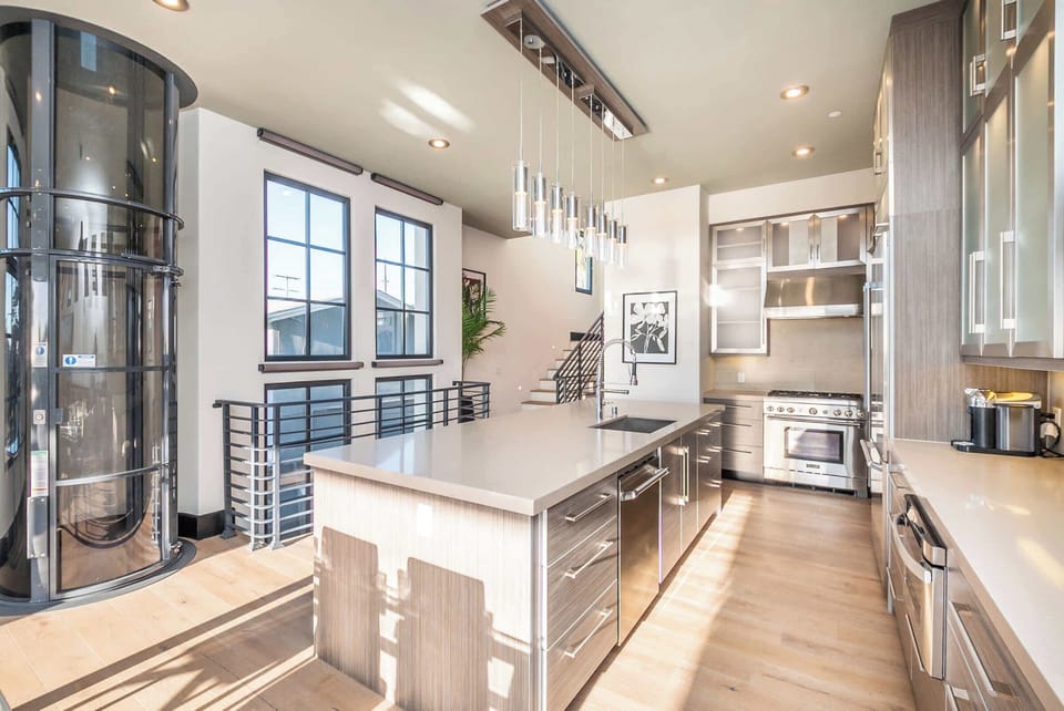 Private kitchen
